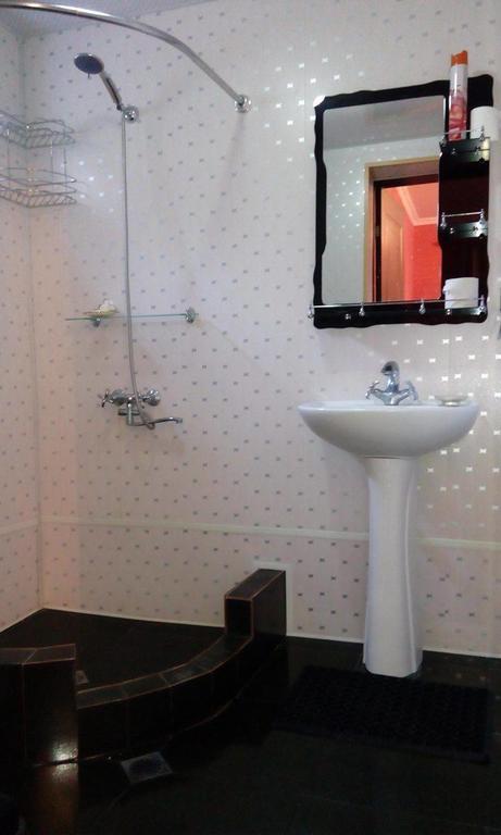 Guesthouse Gegi Kutaisi Bagian luar foto